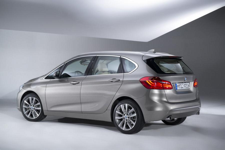  BMW 2-Series Active Tourer 2014 года  (фото 9 из 64)